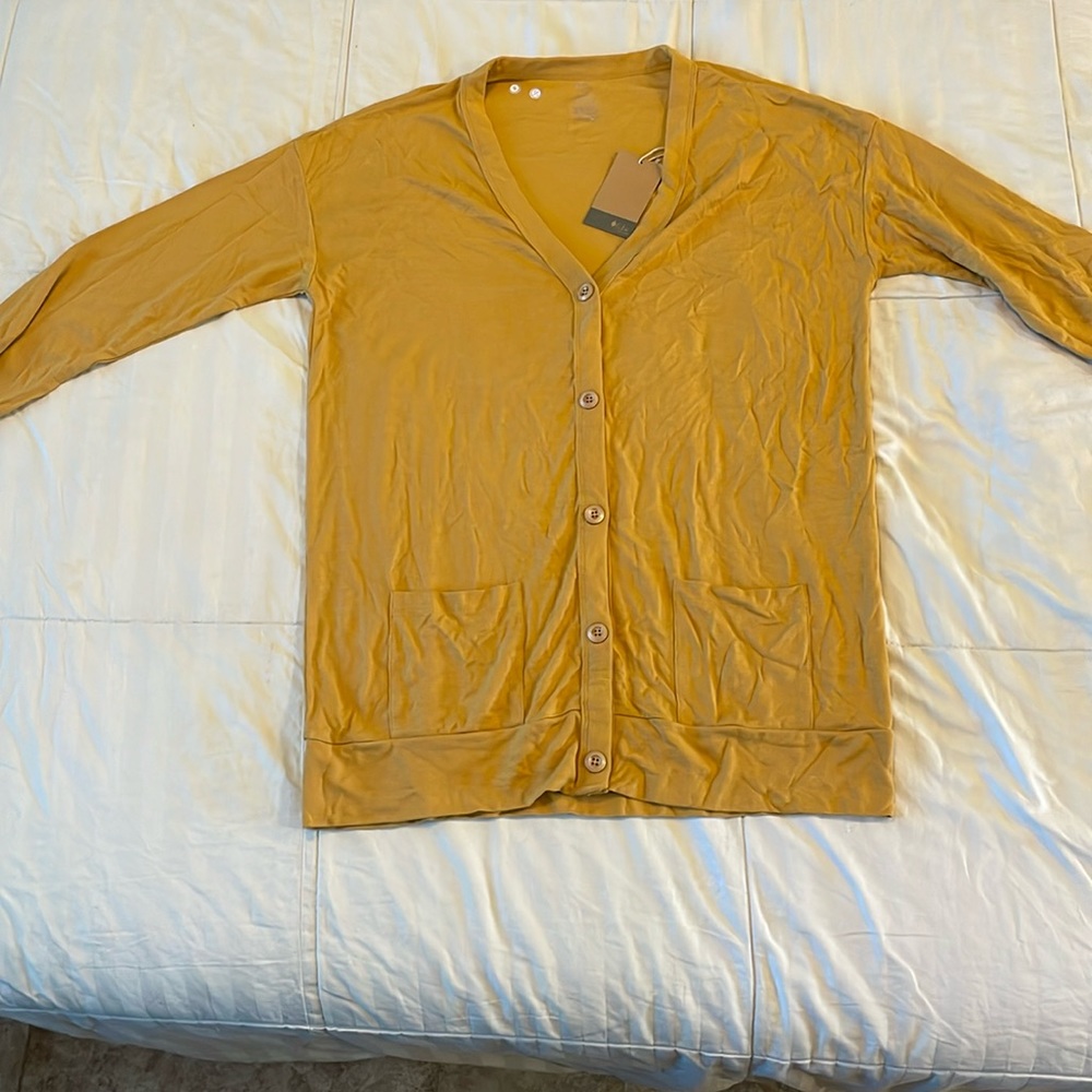 Kyte Living - Cardigan